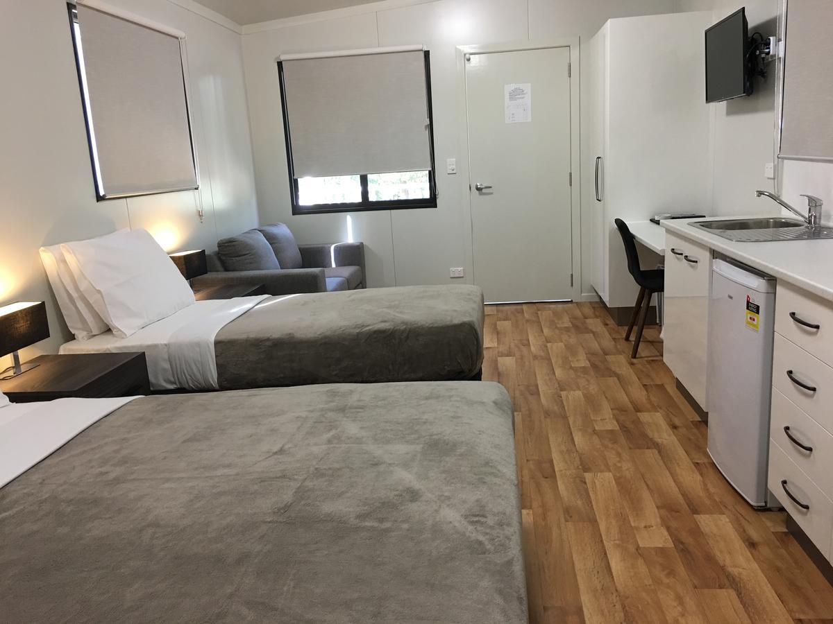 Crystal Creek Caravan Park Hotel Mutarnee Екстериор снимка